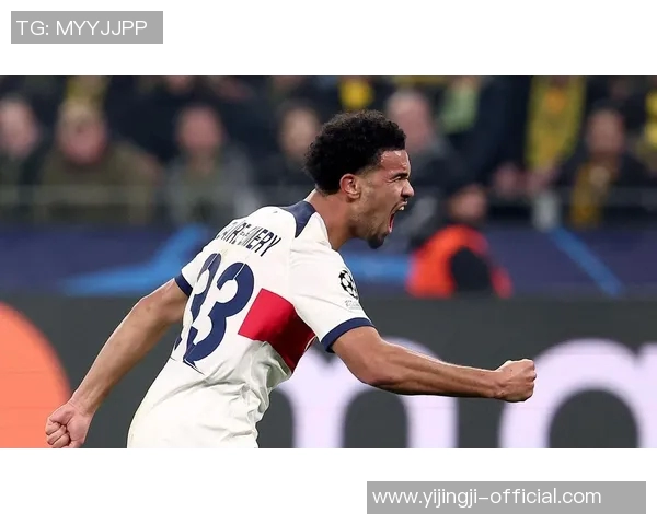 西甲激战：拜仁狂胜国米五球乌龙球引发争议判罚全场沸腾