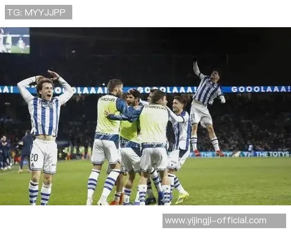 国王杯激战拜仁与皇马握手言和冷门瞬间引发全场热议