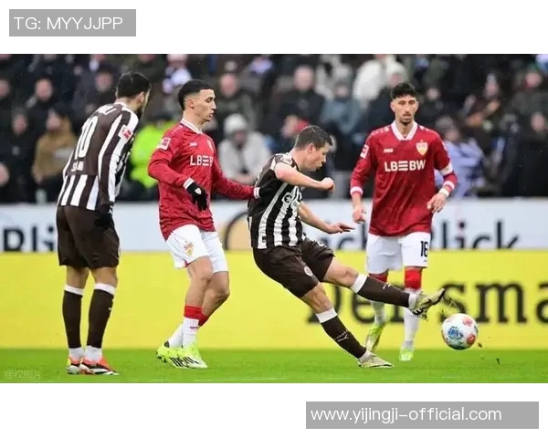 西甲精彩对决那不勒斯逆转拜仁引发全场狂欢与数据分析